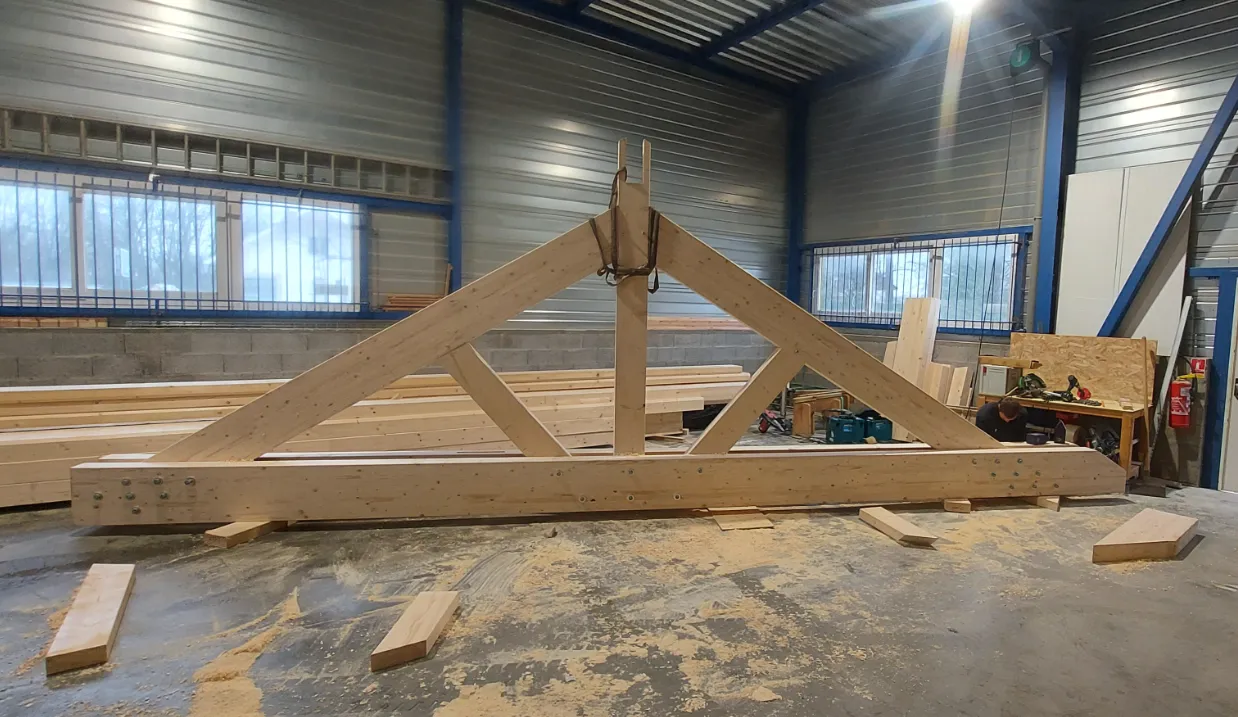 Image de contrution tois